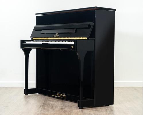 Seiler 116 Jubilee zwart hoogglans occasion (2000), Muziek en Instrumenten, Piano's, Gebruikt, Piano, Zwart, Hoogglans, Ophalen of Verzenden