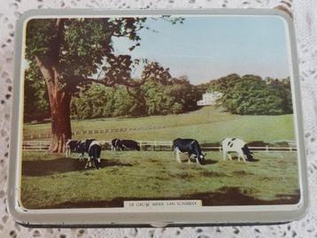 Klein vintage blikje met koeien, echte Arnhemse balletjes beschikbaar voor biedingen