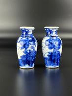 Antiek Japans porselein vaas 2x blauw wit Meiji 19e eeuw, Ophalen of Verzenden