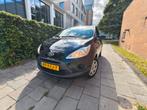 Ford Ka 1.2 Zwart lage km stand, nieuwstaat!, Voorwielaandrijving, Stof, 1242 cc, 4 cilinders