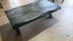 Zwarte mangohouten boomstam salontafel van 115x65cm