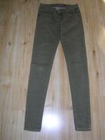 Legergroene broek met studs Coolcat XS, CoolCat, Ophalen of Verzenden, Zo goed als nieuw, W27 (confectie 34) of kleiner