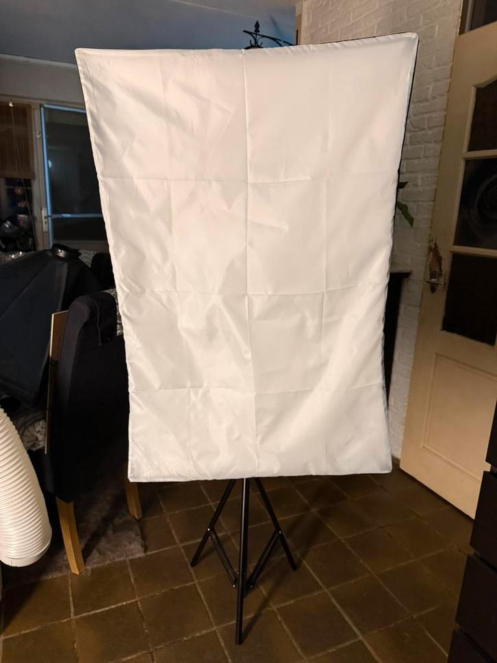 Complete studio met lichten achtergrondset en rollen, Audio, Tv en Foto, Fotografie | Fotostudio en Toebehoren, Zo goed als nieuw