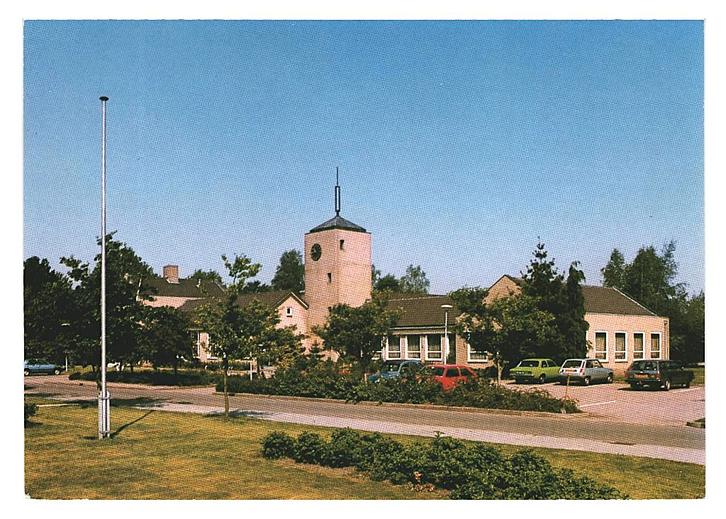 39684 Oosterhesselen gemeentehuis Nette kaart Onbeschreven, Verzamelen, Ansichtkaarten | Nederland, Ongelopen, Drenthe, 1980 tot heden
