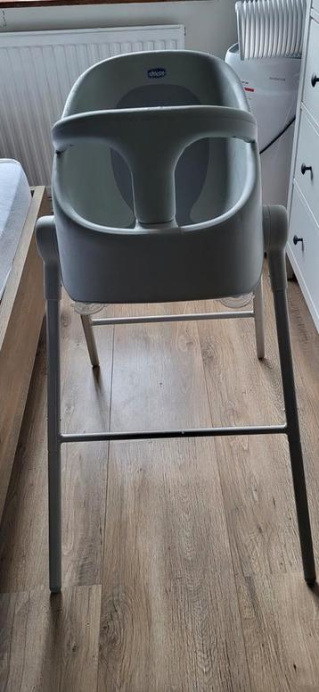 Chicco Bubble Nest Badstoel  beschikbaar voor biedingen