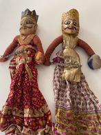 Vintage poppenkast pop, stof/hout, India, 2 stuk €50,00, Ophalen