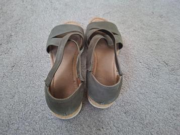 schoenen beschikbaar voor biedingen