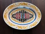Bord/schaal Petrus Regout decor Oliefabrieken Calvé Delft, Antiek en Kunst, Ophalen of Verzenden