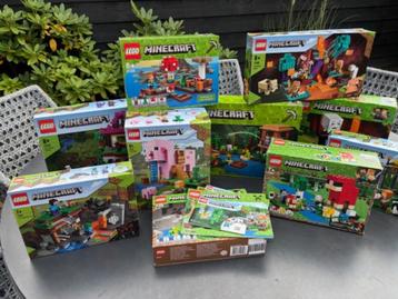 Mooie verzameling Lego Minecraft incl bonus sets beschikbaar voor biedingen