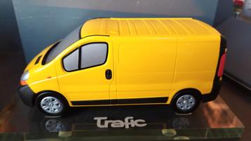 Renault Trafic 1:21, 5 Presse Papier Norev Pol  beschikbaar voor biedingen