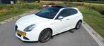Alfa Romeo GIULIETTA 1.4 T|LIEFHEBBERSAUTO| GOED ONDERHOUDEN, Auto's, Alfa Romeo, Voorwielaandrijving, Euro 5, Zwart, 4 cilinders