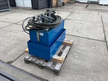 Hydroton Hydropomp type H100-7/7/7 180 bar beschikbaar voor biedingen