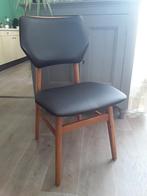 Vintage/retro stoelen, Huis en Inrichting, Stoelen, Ophalen, Zo goed als nieuw, Zwart, Twee