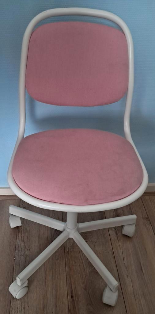 Roze bureaustoel, Huis en Inrichting, Bureaustoelen, Zo goed als nieuw, Bureaustoel, Roze, Ergonomisch, Ophalen