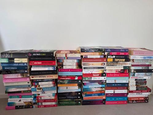 Veel verschillende boeken €2,50 per stuk, Boeken, Partijen en Verzamelingen, Gelezen, Populaire fictie, Ophalen of Verzenden