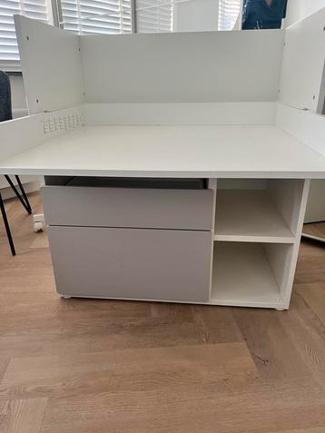 Gratis: Kinderbureau incl. bureaustoel zsm ophalen
