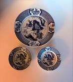Drie Antieke Blauw-Witte Borden, Antiek en Kunst, Antiek | Wandborden en Tegels, Ophalen of Verzenden