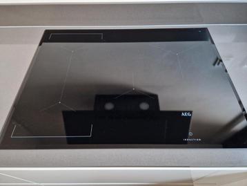 AEG Inductiekookplaat - 71x52cm - Goed Onderhouden beschikbaar voor biedingen