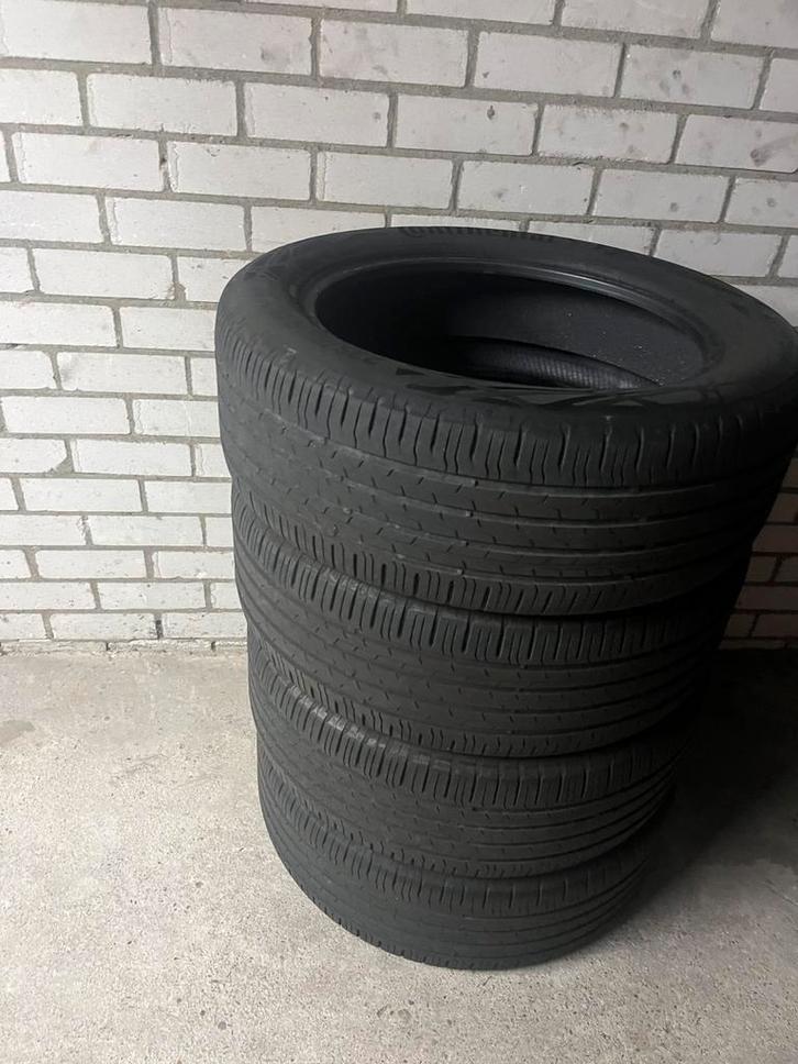 Diverse banden, thuiskomers en 4 volkswagen sportvelgen, Auto-onderdelen, Banden en Velgen, Banden en Velgen, Zomerbanden, 19 inch