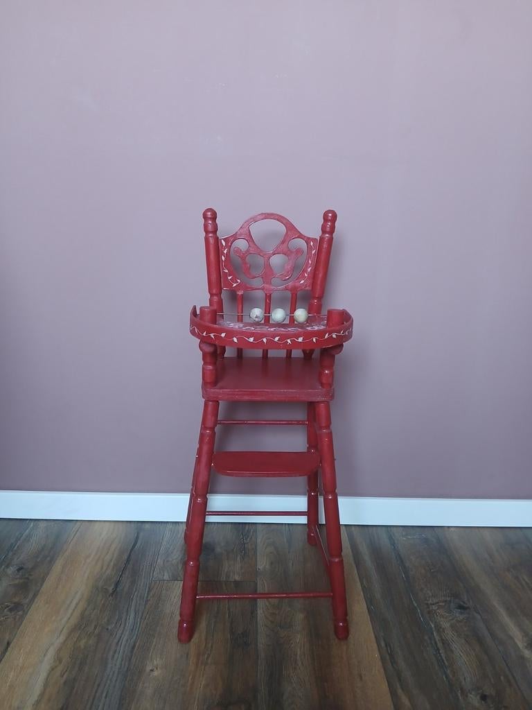 Vintage Houten Poppen Eetstoel Donkerrood met Bloemen, Kinderen en Baby's, Speelgoed | Poppen, Ophalen, Gebruikt, Overige typen