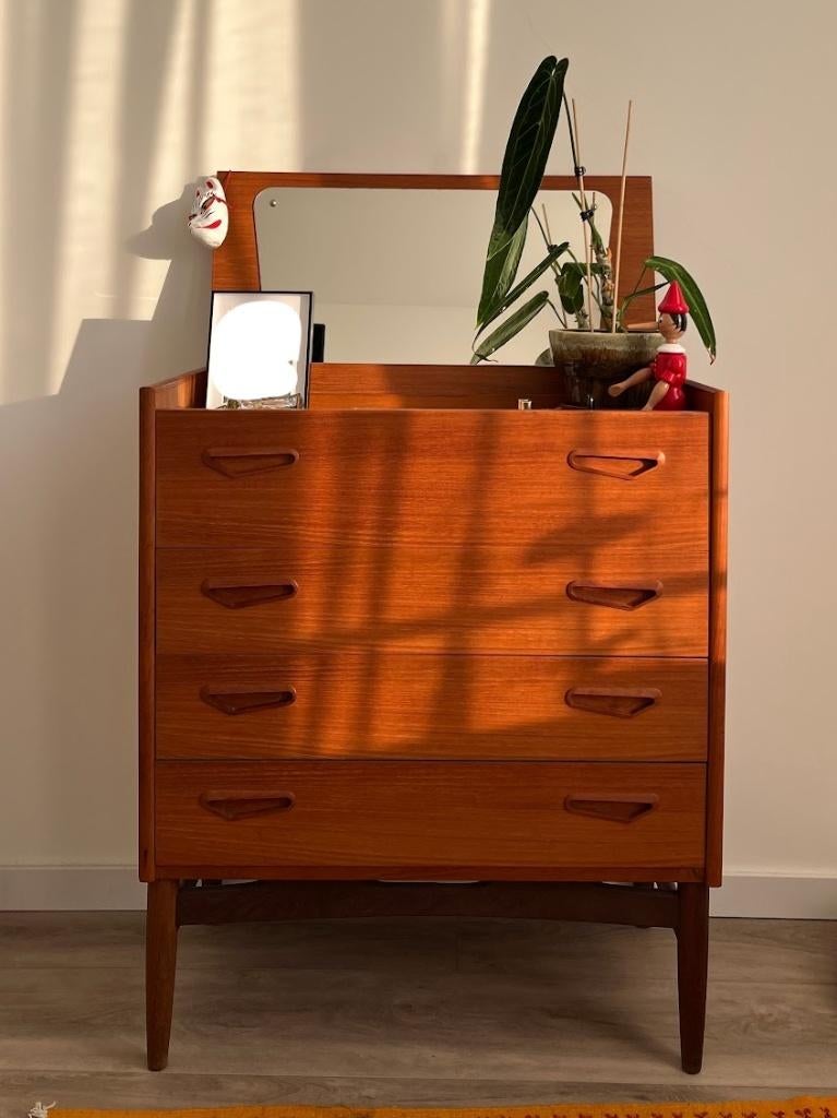 Vintage Ladekast/Chest of drawers, Huis en Inrichting, Kasten | Ladekasten, Ophalen, Gebruikt, Teakhout, 50 tot 100 cm
