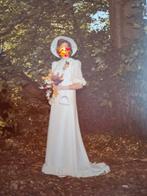 trouwjurk is van zijde, Kleding | Dames, Trouwkleding en Trouwaccessoires, Ophalen, Gedragen, Geel, Trouwjurk