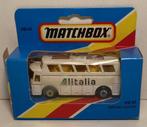 Matchbox 65E-24 Airport Coach ALITALIA, Ophalen of Verzenden, Zo goed als nieuw, Bus of Vrachtwagen