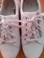 Durea sneakers maat 4.5 zgan breedte H, Kleding | Dames, Schoenen, Ophalen of Verzenden, Zo goed als nieuw, Sneakers of Gympen