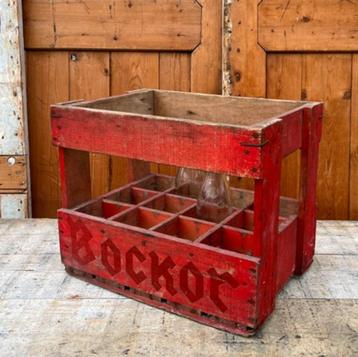Flessenkrat Bockor hout fles kist tekst origineel rood krat beschikbaar voor biedingen