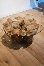 Prachtige teak salontafel met fossiel, Huis en Inrichting, Woonaccessoires | Schalen en Manden, Ophalen, Zo goed als nieuw, Rond