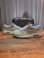 Nike Air Max 1 Essential 'Venom Green' Size 37,5, Nike, Ophalen of Verzenden, Sneakers of Gympen, Grijs