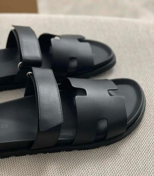 Hermes chypre Sandal 42, Kleding | Heren, Schoenen, Nieuw, Slippers, Zwart, Ophalen of Verzenden
