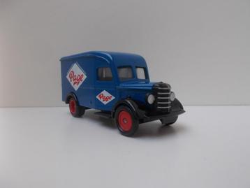 5345 Bedford 30CWT Van 'Page' Lledo Days-Gone beschikbaar voor biedingen