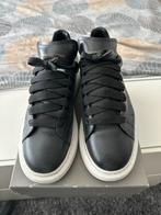 Alexander McQueen Sneakers - Maat 44, Alexander McQueen, Zwart, Ophalen of Verzenden, Sneakers of Gympen