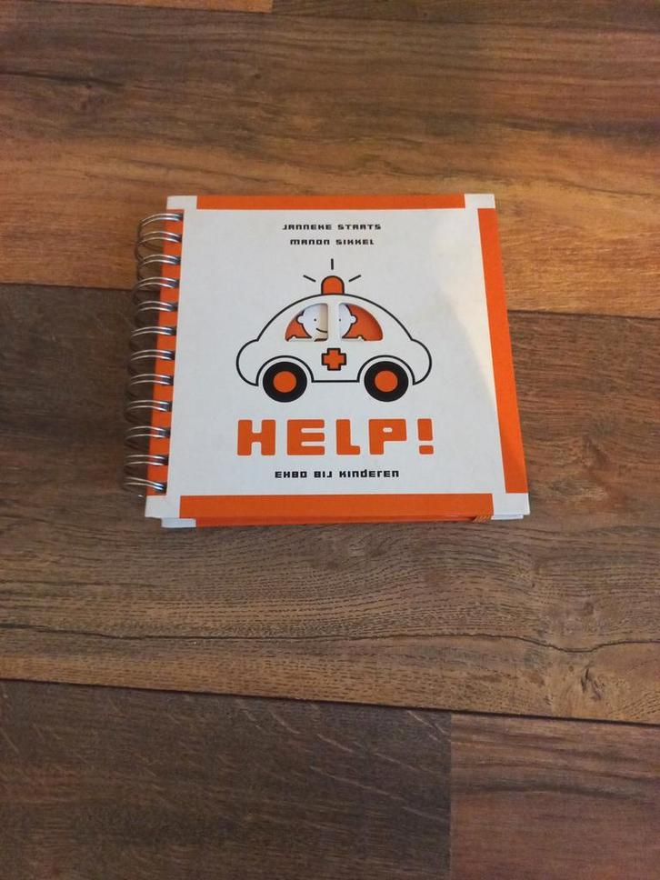 HELP ! ehbo bij kinderen, Boeken, Zwangerschap en Opvoeding, Zo goed als nieuw, Opvoeding tot 6 jaar, Ophalen of Verzenden