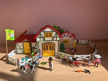 Playmobil Paardenstal 6926 beschikbaar voor biedingen