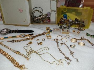 Sloop sieraden en zilver sieraden verguld  beschikbaar voor biedingen