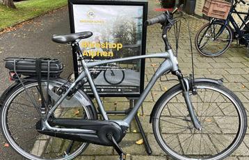 Mooie Giant Grandtour E+ Elektrische fiets met versnellingen beschikbaar voor biedingen