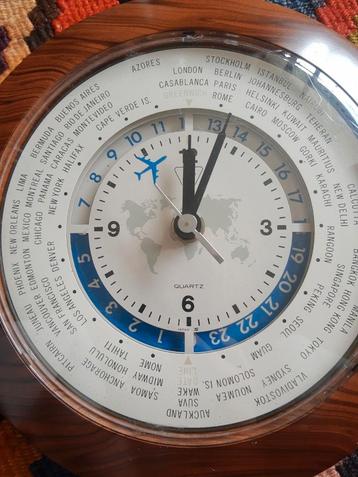 Unieke Japanse Yaesu Quartz 24 h wereld wandklok Tochigi '70 beschikbaar voor biedingen