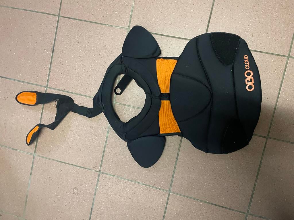 OBO Cloud Bodyprotector - Maat M, Sport en Fitness, Hockey, Ophalen of Verzenden, Gebruikt, Kleding