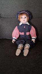 Pop porselein NIEUWSTAAT, Verzamelen, Poppen, Ophalen, Zo goed als nieuw, Pop