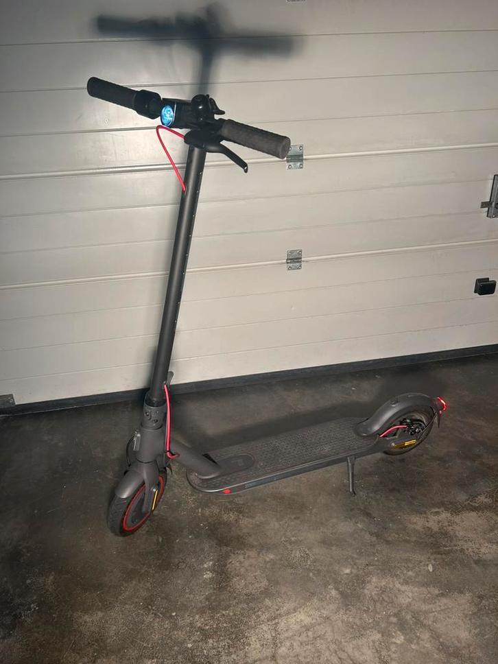 Xiaomi Mi Scooter Pro 2, Fietsen en Brommers, Steps, Zo goed als nieuw, Elektrische step (E-scooter), Ophalen