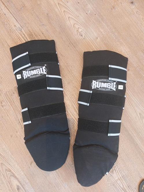 Boksbal, scheenbeschermers, tas, handschoenen, Sport en Fitness, Vechtsporten en Zelfverdediging, Gebruikt, Overige, Vechtsportmateriaal