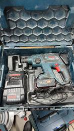 Bosch accuklopboormachine. Met accu lader en box, Doe-het-zelf en Verbouw, Gereedschap | Boormachines, 600 watt of meer, Boor- en/of Breekhamer