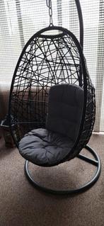 Hangstoel met kussens in nette staat., Tuin en Terras, Metaal, Zo goed als nieuw, Ophalen, Verstelbaar