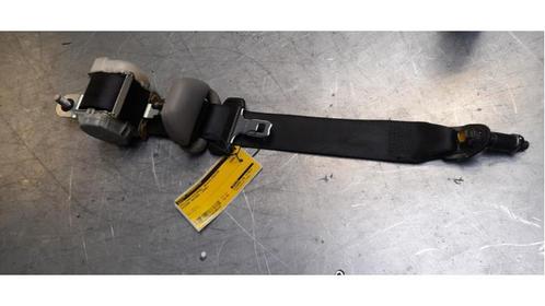 Veiligheidsgordel rechts-achter van een Nissan Navara, Auto-onderdelen, Interieur en Bekleding, Nissan, Gebruikt, 3 maanden garantie