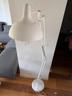 Stijlvolle witte vloerlamp verstelbaar & sfeervol, Ophalen, Gebruikt