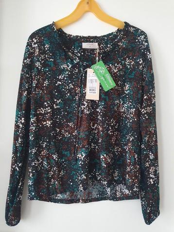 Cream blouse maat 38 beschikbaar voor biedingen