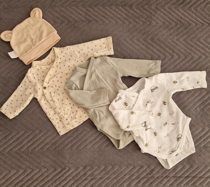 Babyset maat 56, Kinderen en Baby's, Babykleding | Maat 56, Zo goed als nieuw, Jongetje of Meisje, Nacht- of Onderkleding, Ophalen of Verzenden