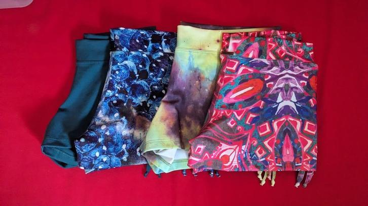 Mika Lucia paaldansshort maat xs-xl €15 p/s, Kleding | Dames, Overige Dameskleding, Nieuw, Ophalen